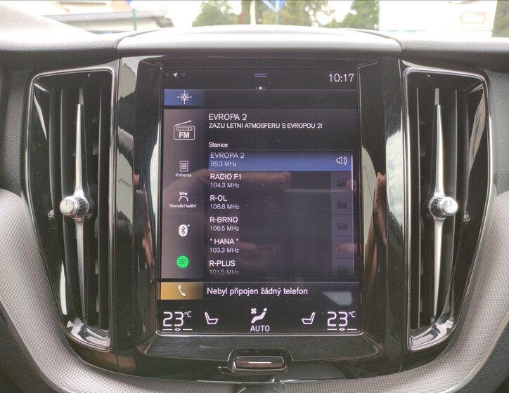 Volvo XC60 SUV / Terénní 2,0 l 140 kw