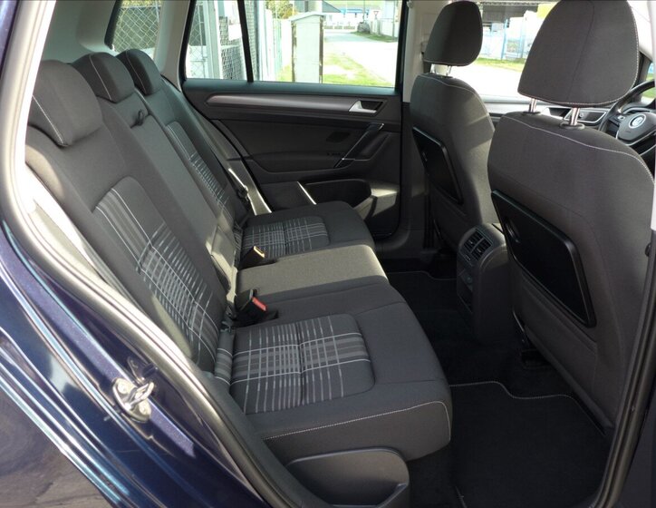 Volkswagen Golf Sportsvan Kombi 1,2 l 81 kw