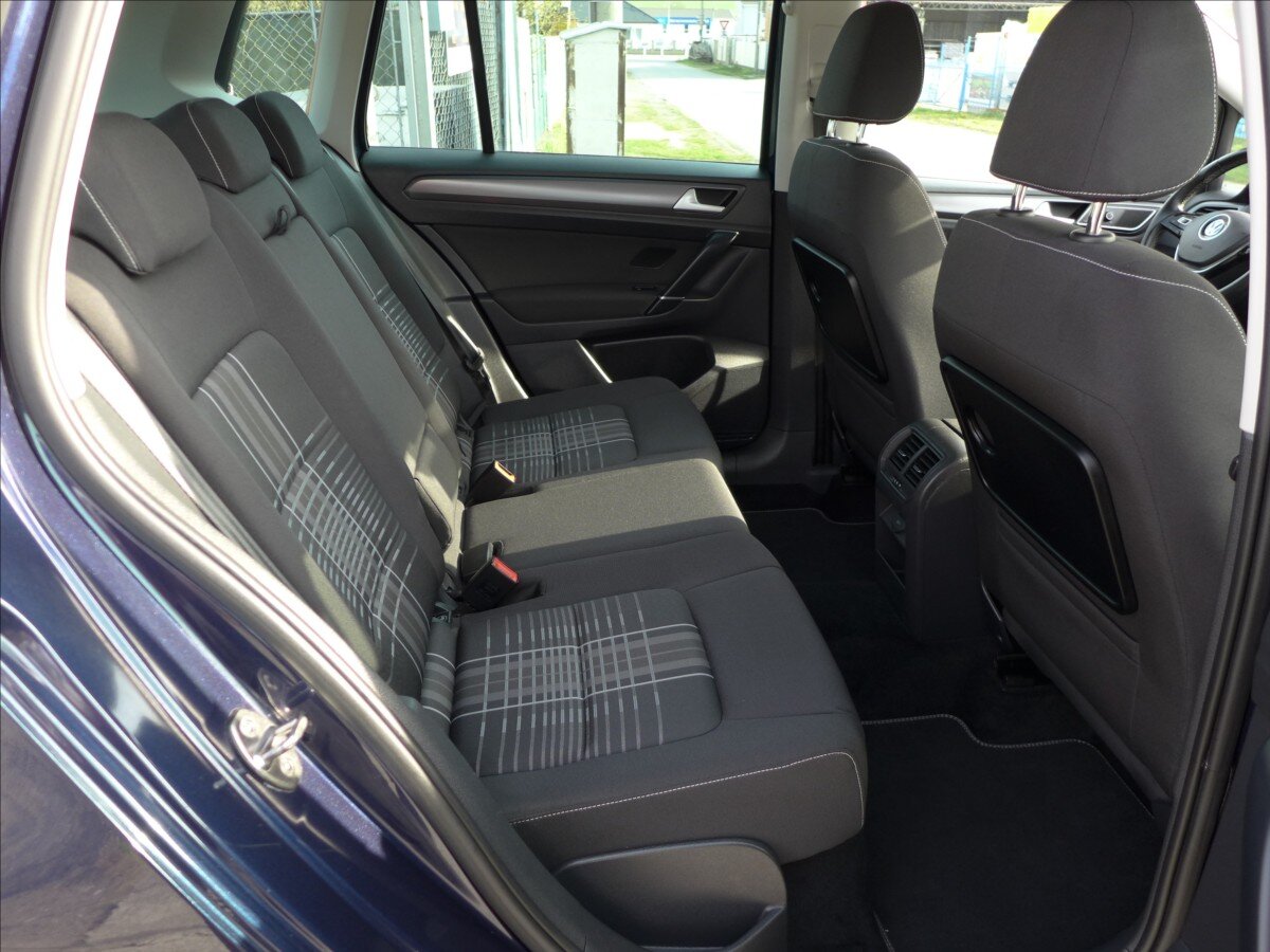 Volkswagen Golf Sportsvan Kombi 1,2 l 81 kw