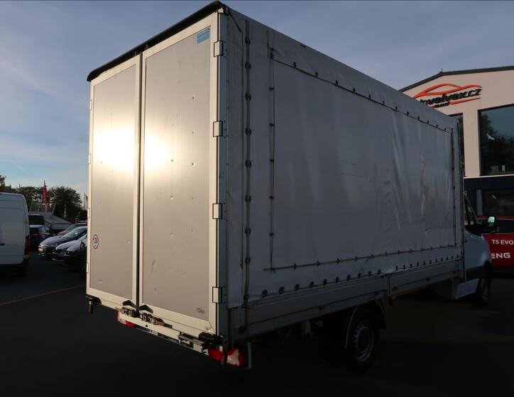 Mercedes-Benz Sprinter 3