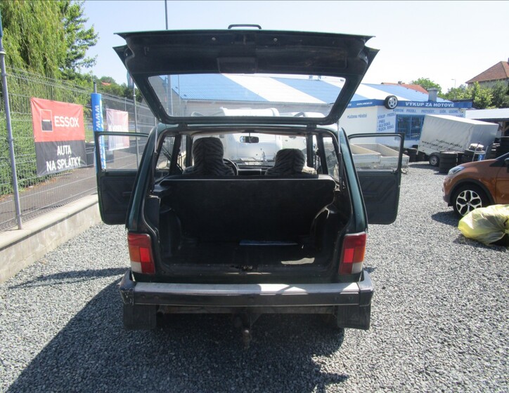 Lada Niva 28