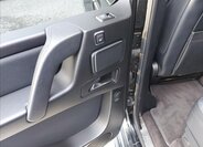 Mercedes-Benz Třídy G SUV / Terénní 3,0 l 155 kw