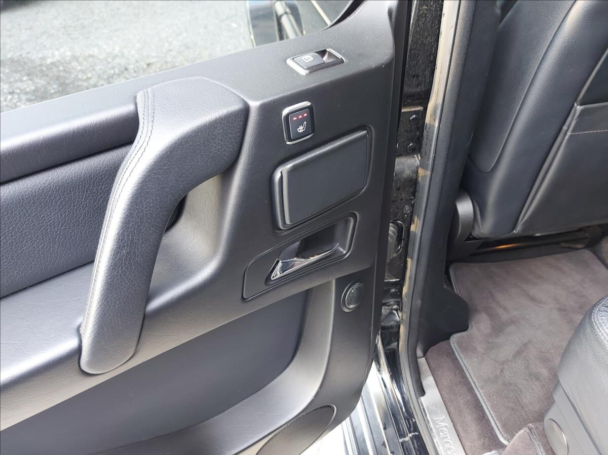 Mercedes-Benz Třídy G SUV / Terénní 3,0 l 155 kw