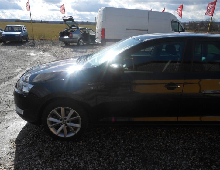 Škoda Rapid Hatchback 1,2 l 77 kw