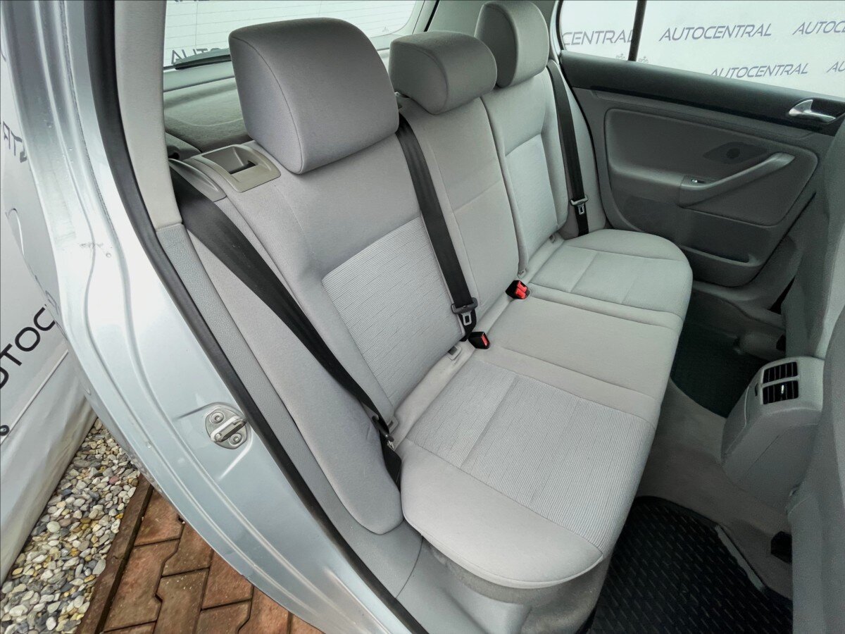 Volkswagen Golf Hatchback 1,6 l 85 kw