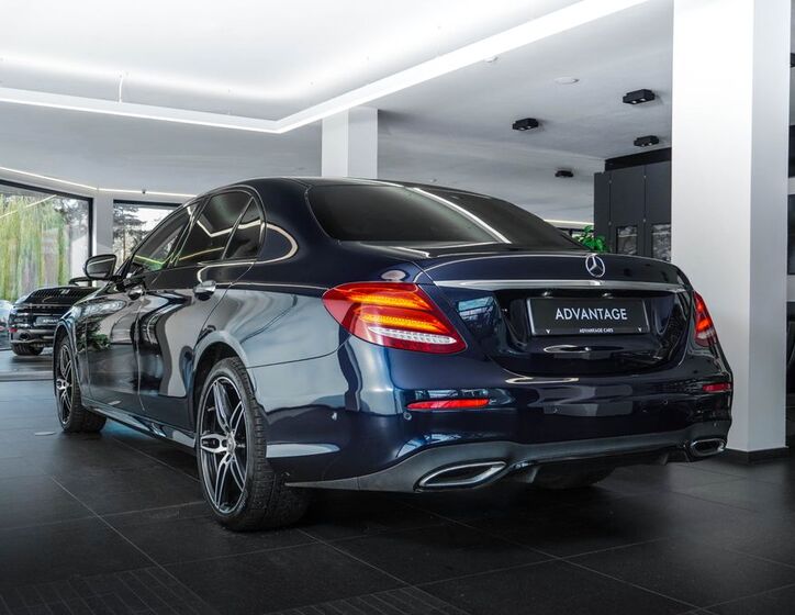 Mercedes-Benz Třídy E 4