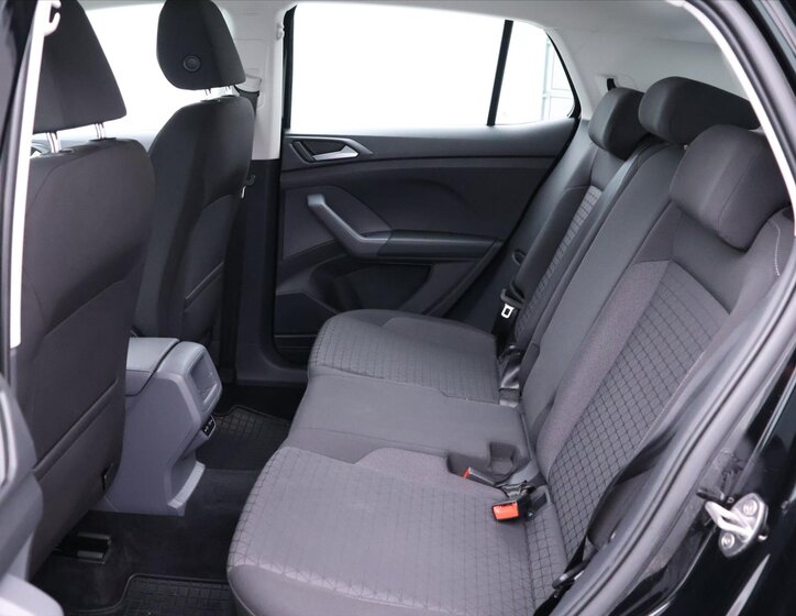 Volkswagen T-Cross SUV / Terénní 999,0 70 kw