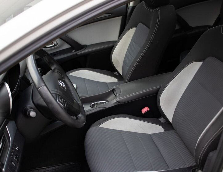 Toyota Avensis Kombi 1,6 l 82 kw