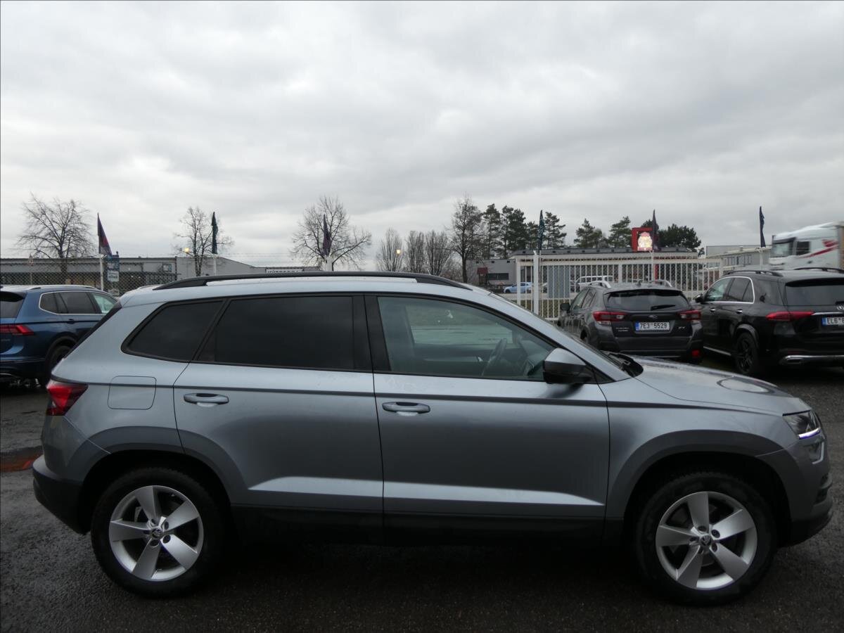 Škoda Karoq SUV / Terénní 2,0 l 110 kw