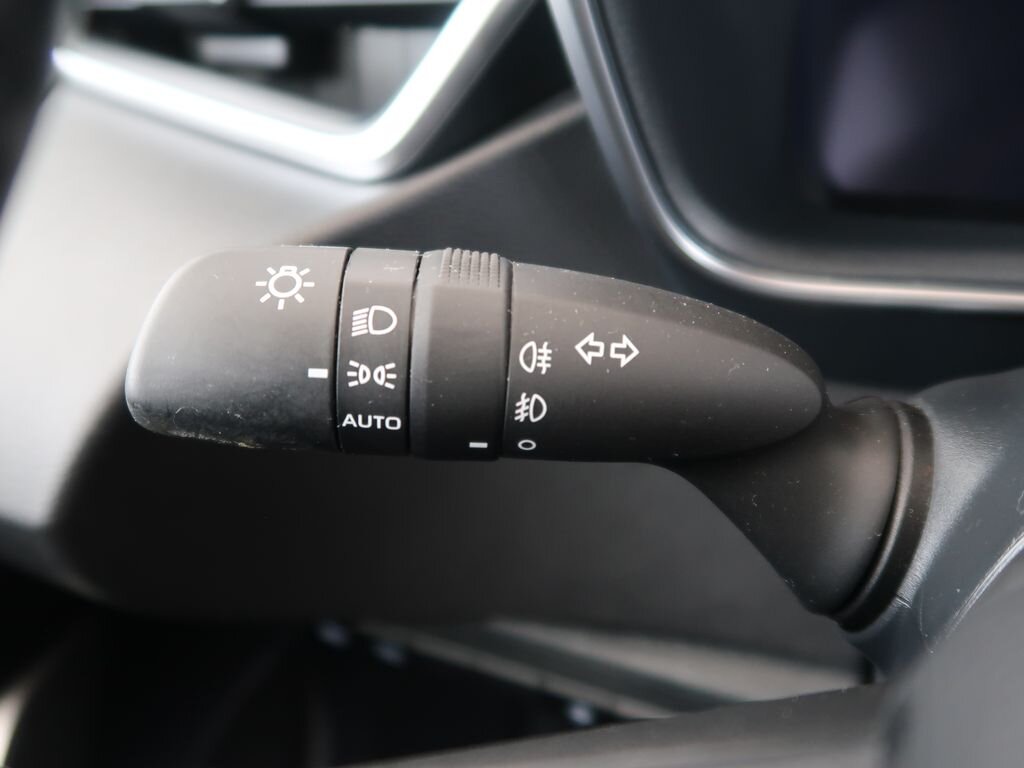 Toyota Corolla Sedan / Limuzína 1,8 l 72 kw