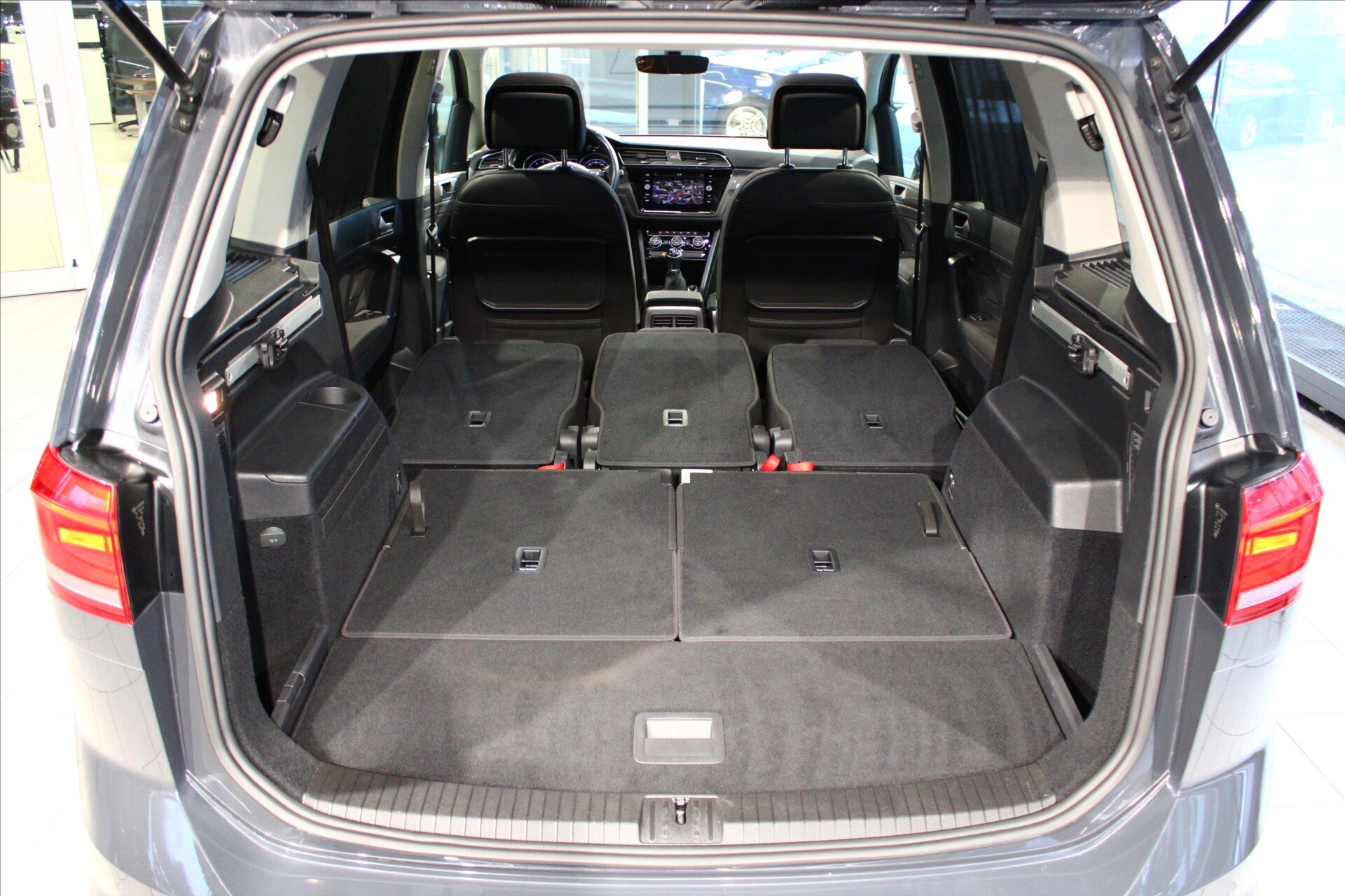 Volkswagen Touran MPV 1,5 l 110 kw