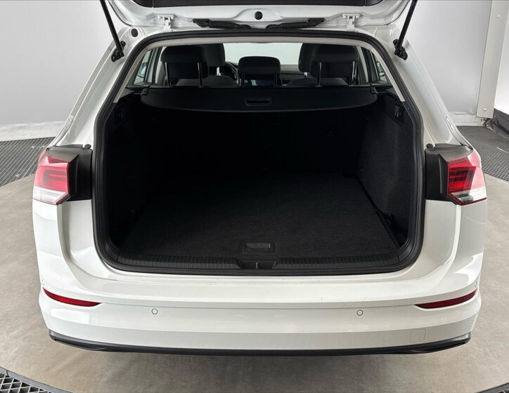 Volkswagen Golf Kombi 2,0 l 85 kw