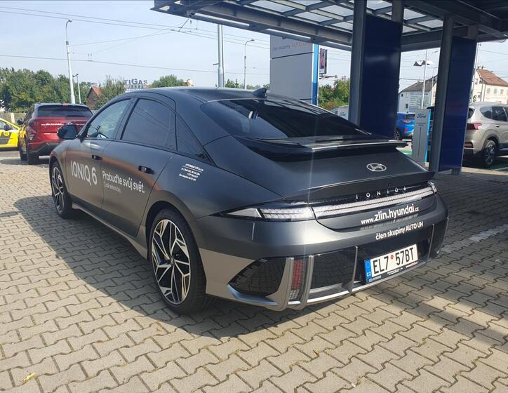 Hyundai Ioniq 6 3