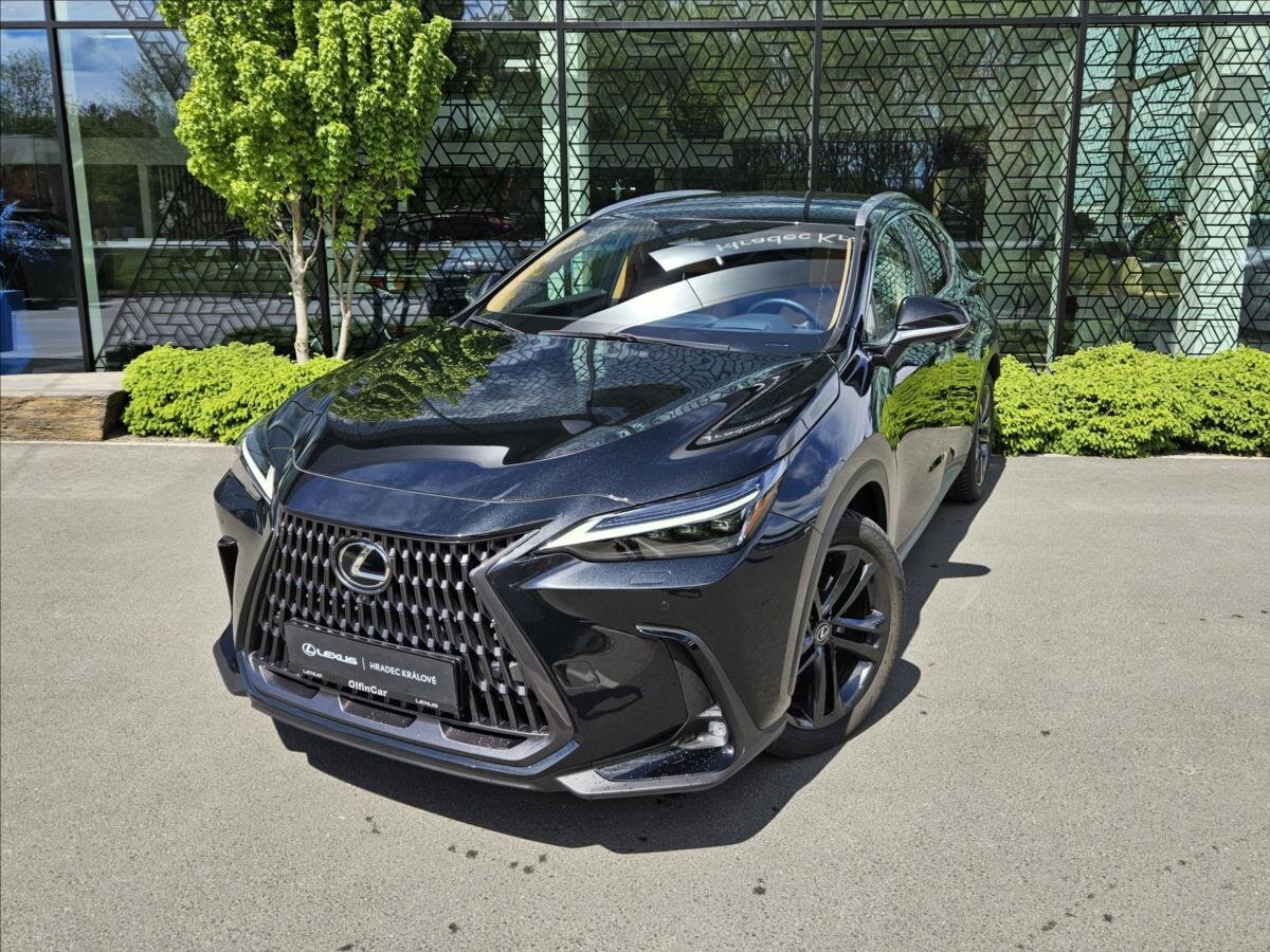 Lexus NX 450h plus SUV / Terénní 2,5 l 227 kw