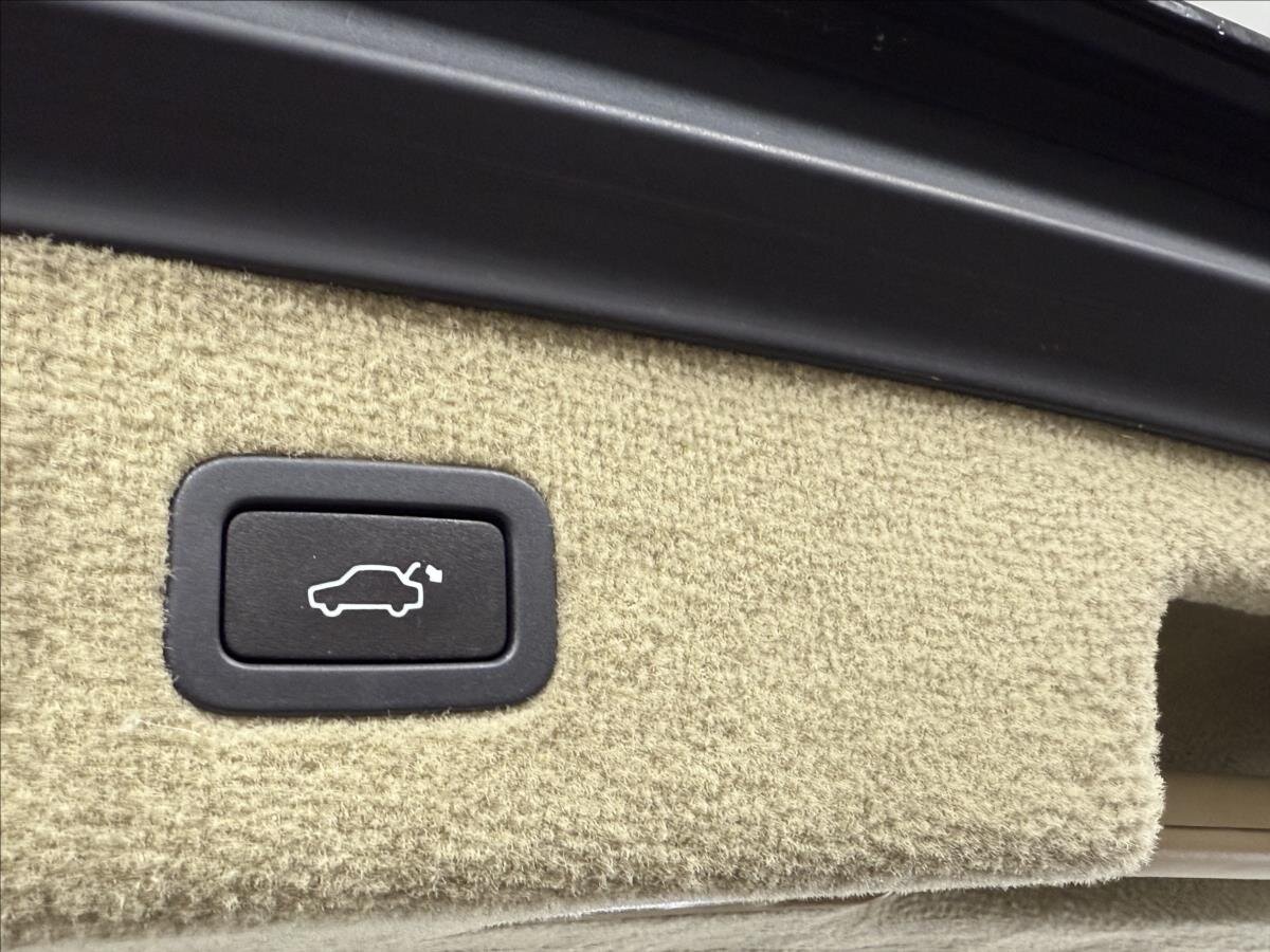 Jaguar XF Kombi 3,0 l 202 kw