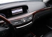 Mercedes-Benz Třídy S Sedan / Limuzína 4,7 l 320 kw