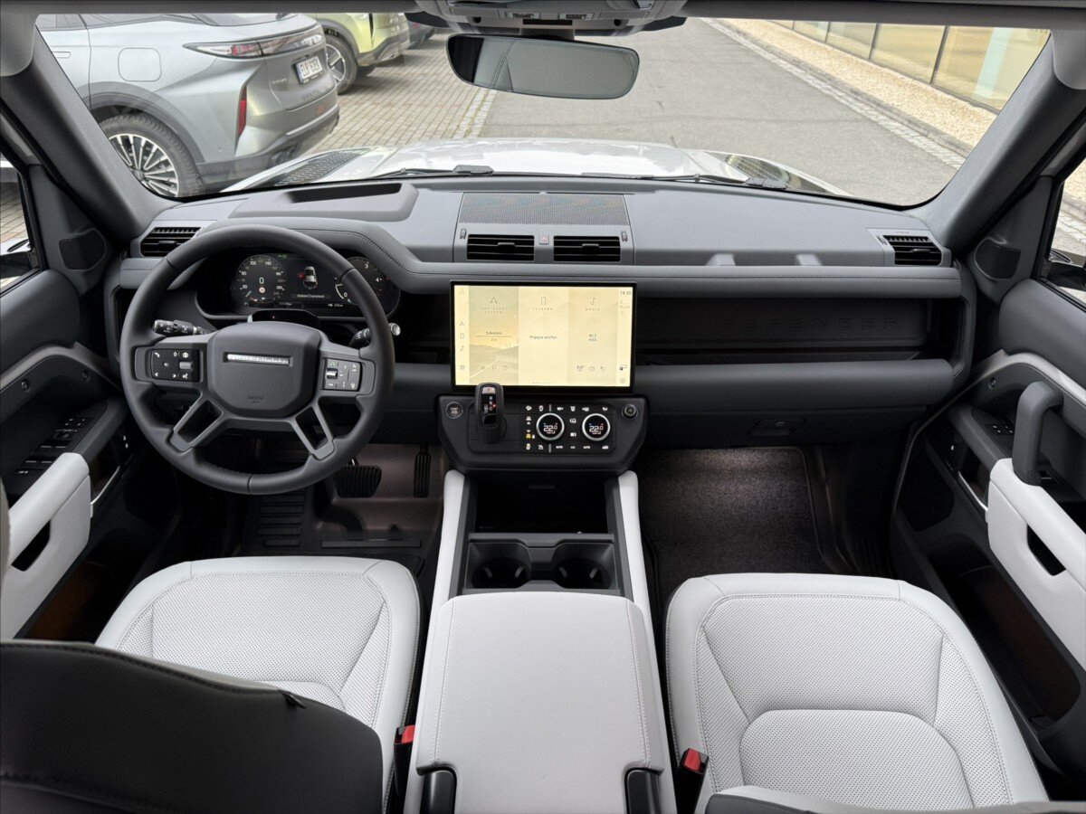 Land Rover Defender SUV / Terénní 3,0 l 184 kw