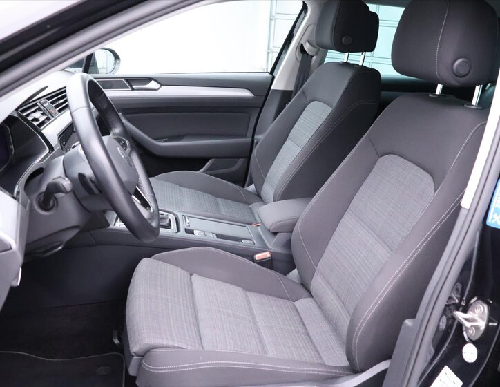 Volkswagen Passat Kombi 2,0 l 147 kw
