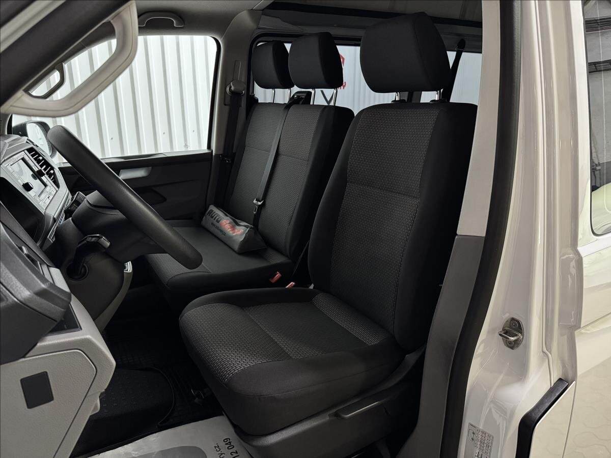 Volkswagen Transporter Kombi 2,0 l 81 kw