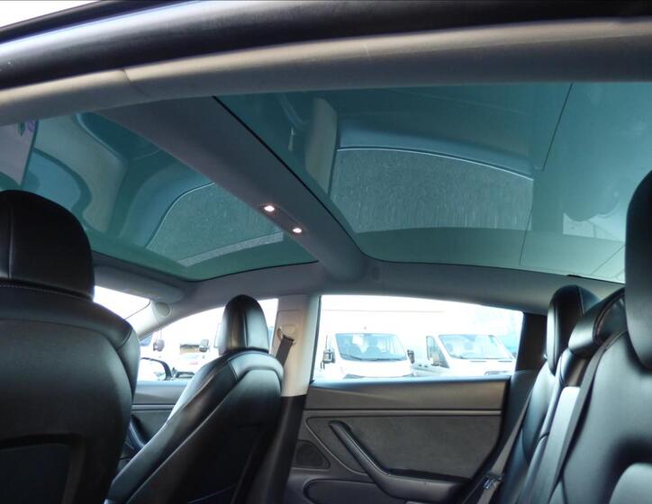 Tesla Model 3 41