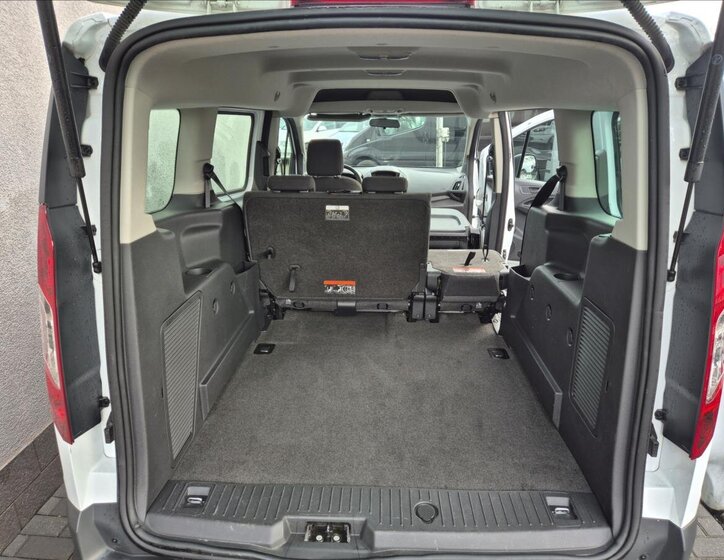 Ford Tourneo Connect 18