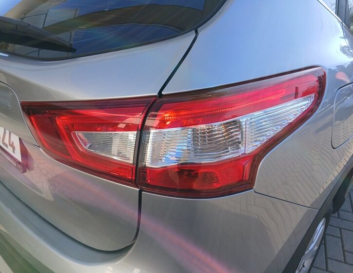 Nissan Qashqai SUV 1,6 l 120 kw