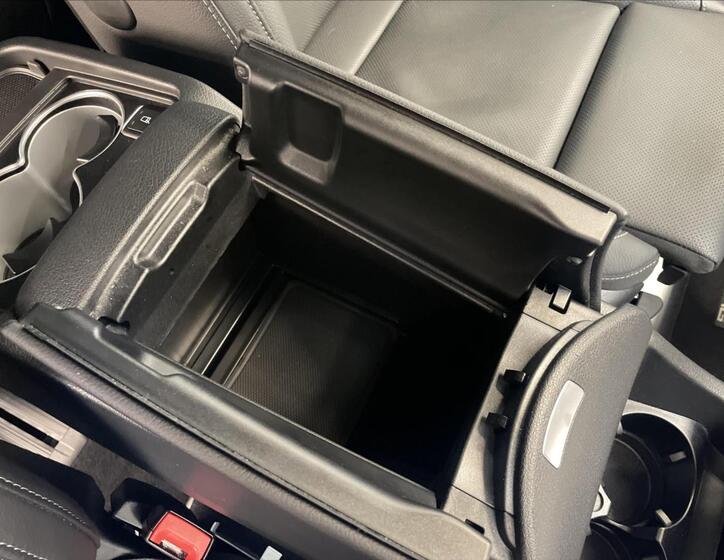 Mercedes-Benz Třídy V 23