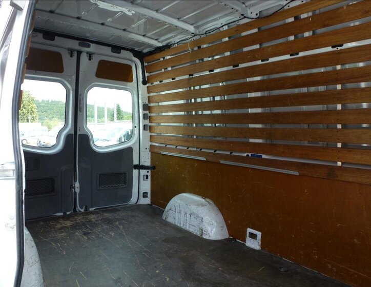 Mercedes-Benz Sprinter 23