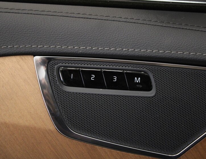 Volvo XC90 SUV / Terénní 2,0 l 173 kw