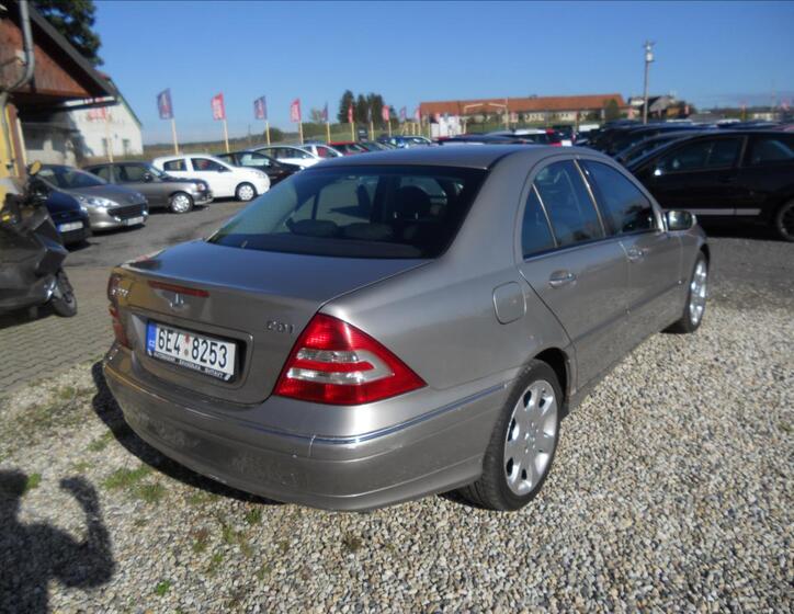Mercedes-Benz Třídy C 6