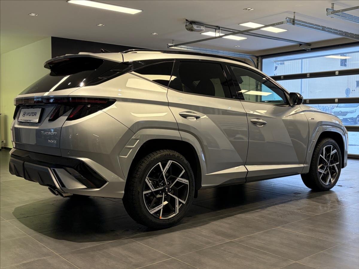 Hyundai Tucson SUV 1,6 l 176 kw