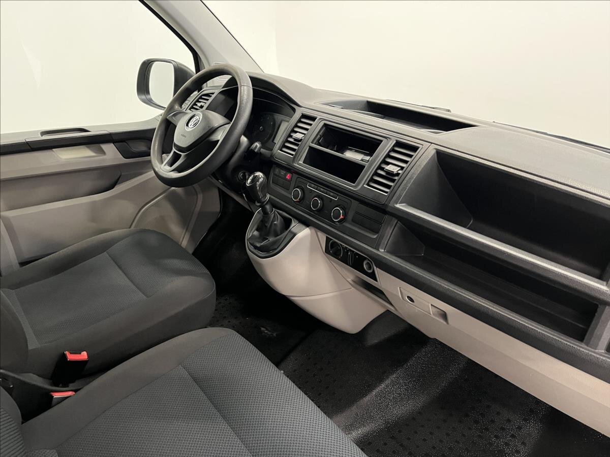 Volkswagen Transporter Kombi 2,0 l 75 kw