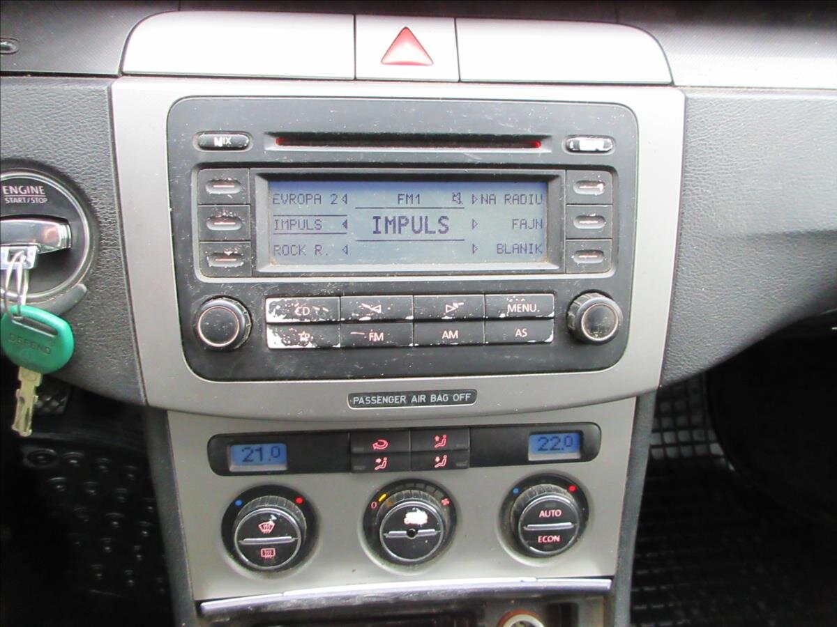 Volkswagen Passat Sedan 2,0 l 103 kw