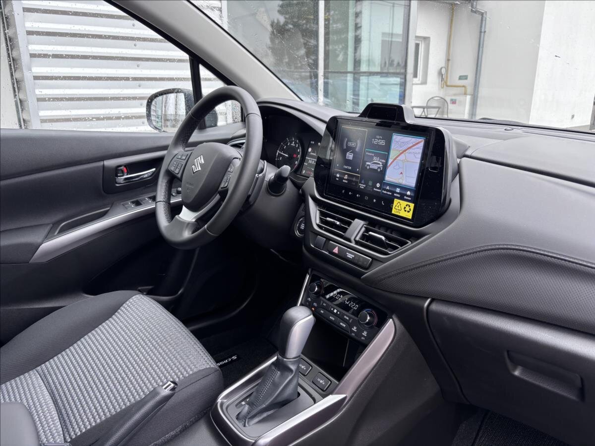 Suzuki S-Cross SUV / Terénní 1,4 l 81 kw