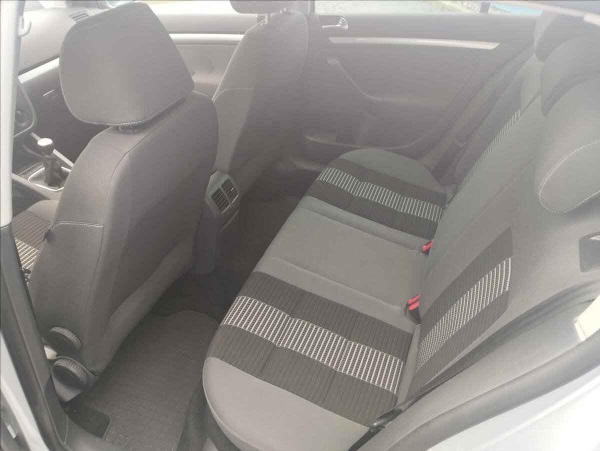 Volkswagen Golf Hatchback 1,6 l 75 kw