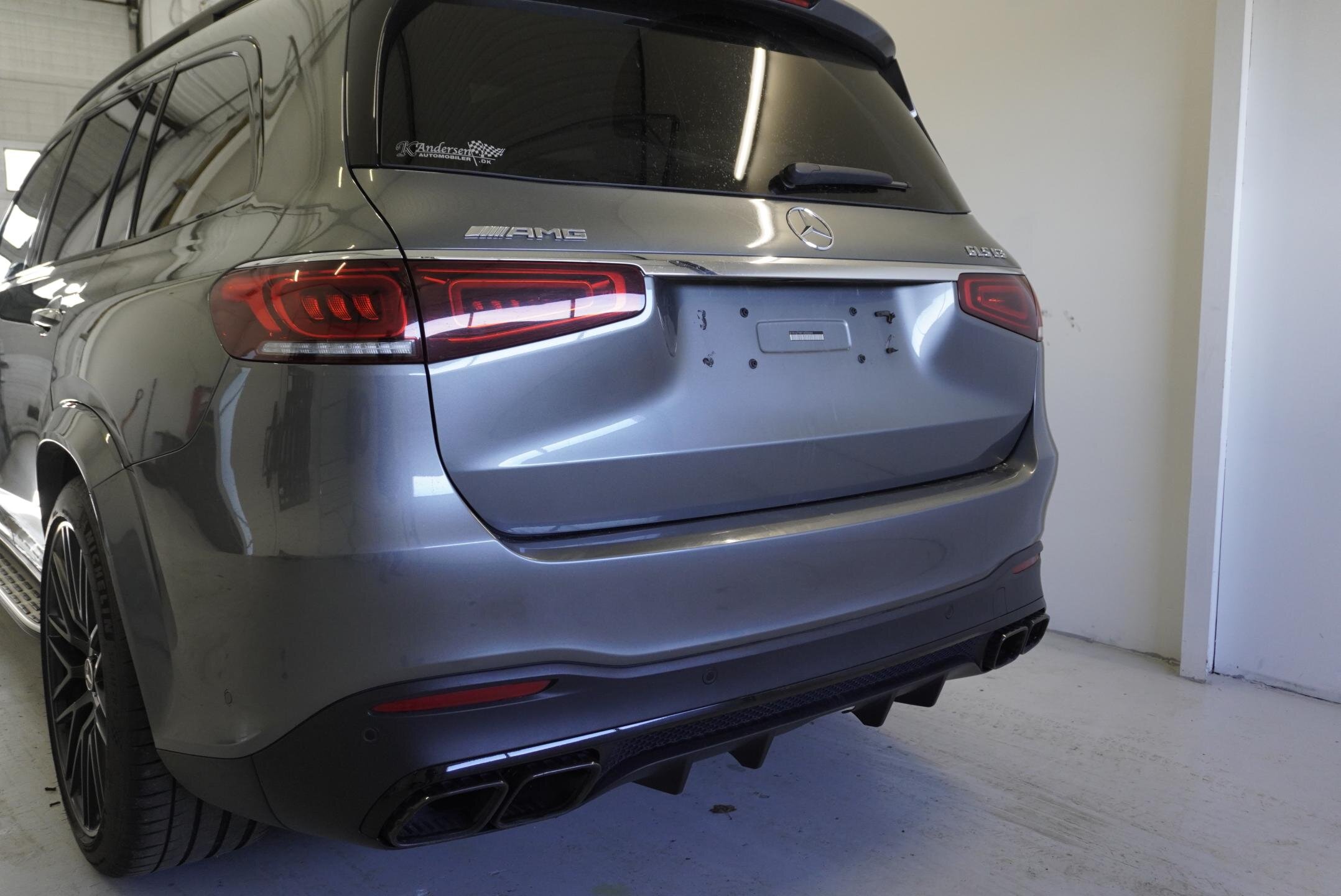 Mercedes-Benz GLS SUV / Terénní 4,0 l 450 kw