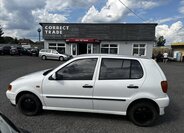 Volkswagen Polo Hatchback 1,0 l 33 kw