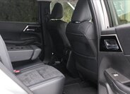 Mitsubishi Outlander SUV / Terénní 2,4 l 162 kw