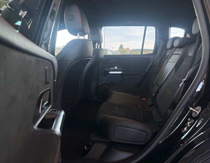 Mercedes-Benz GLB SUV / Terénní 2,0 l 110 kw