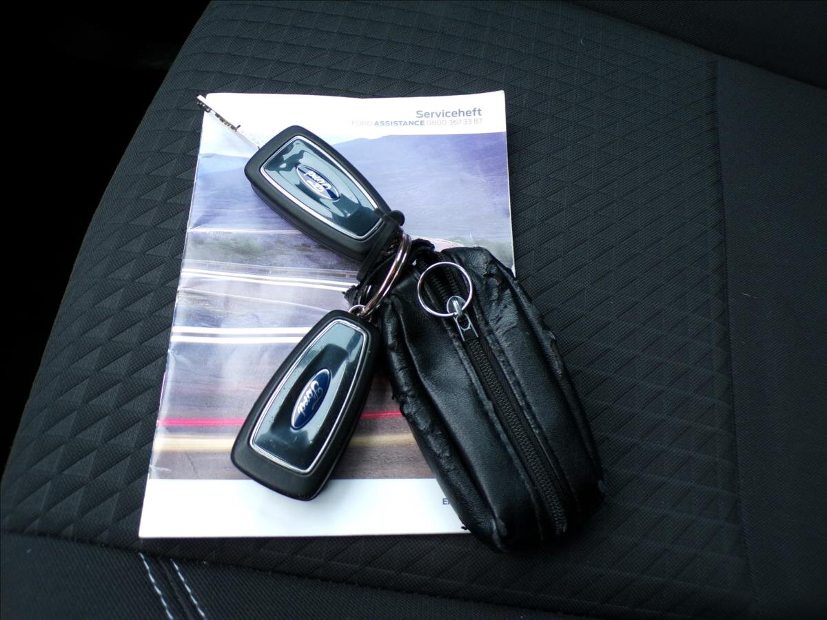 Ford C-MAX Kombi 1,5 l 110 kw