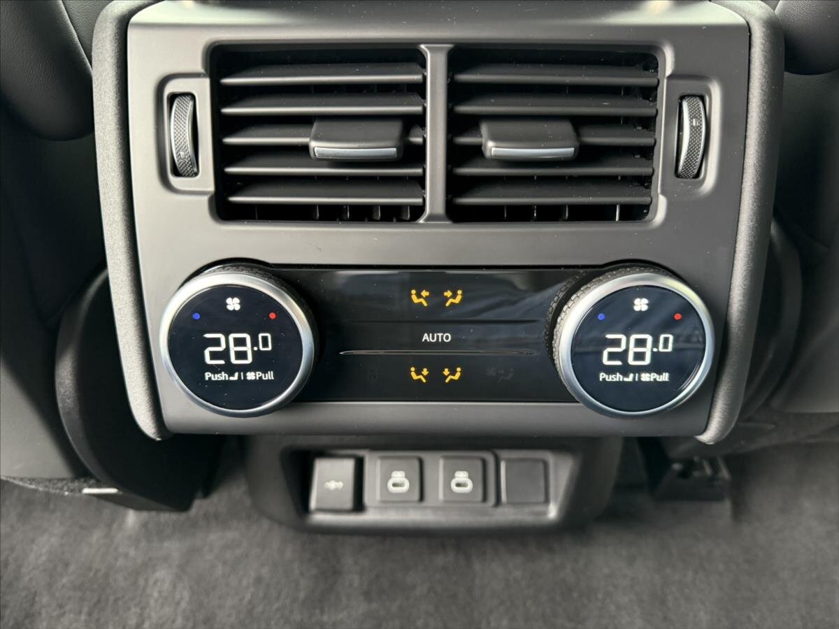 Land Rover Discovery SUV 3,0 l 184 kw