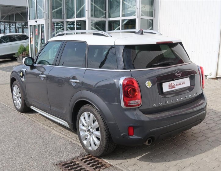 Mini Countryman Kombi 1,5 l 100 kw