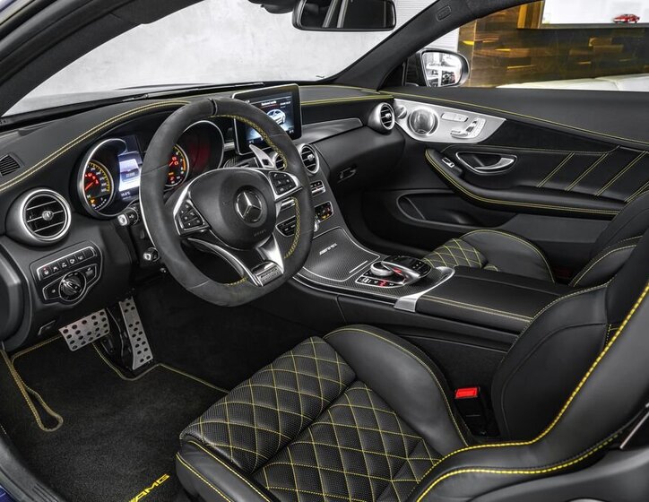 Mercedes-Benz Třídy C Kupé 4,0 l 375 kw