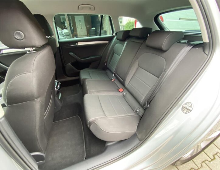 Škoda Superb Kombi 2,0 l 110 kw