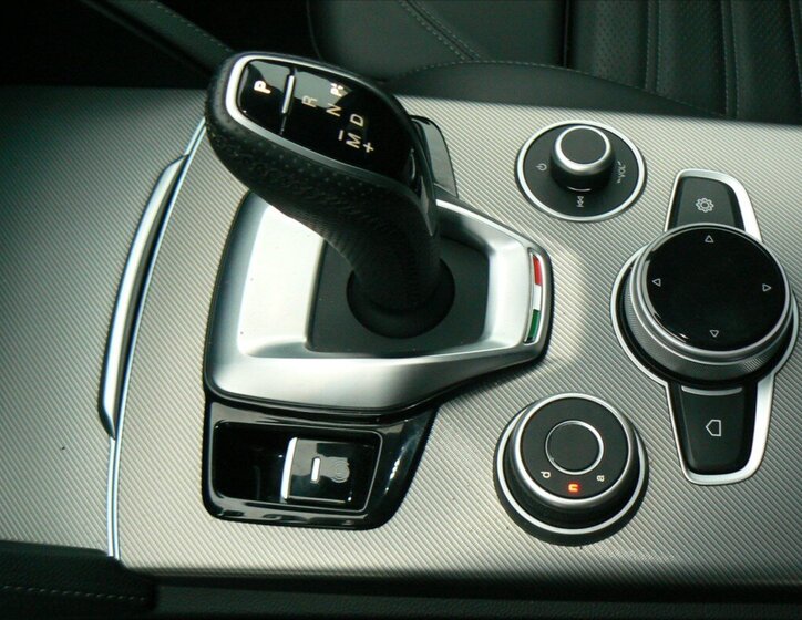 Alfa Romeo Stelvio SUV 2,1 l 154 kw