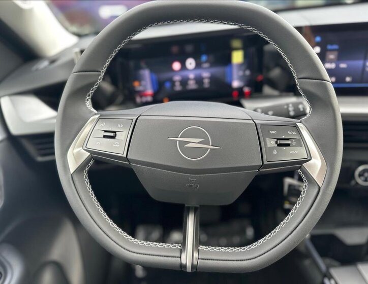 Opel Frontera SUV / Terénní 1,2 l 81 kw
