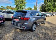 Mitsubishi Outlander 6