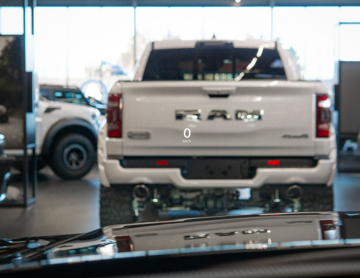 Jeep Grand Cherokee 30