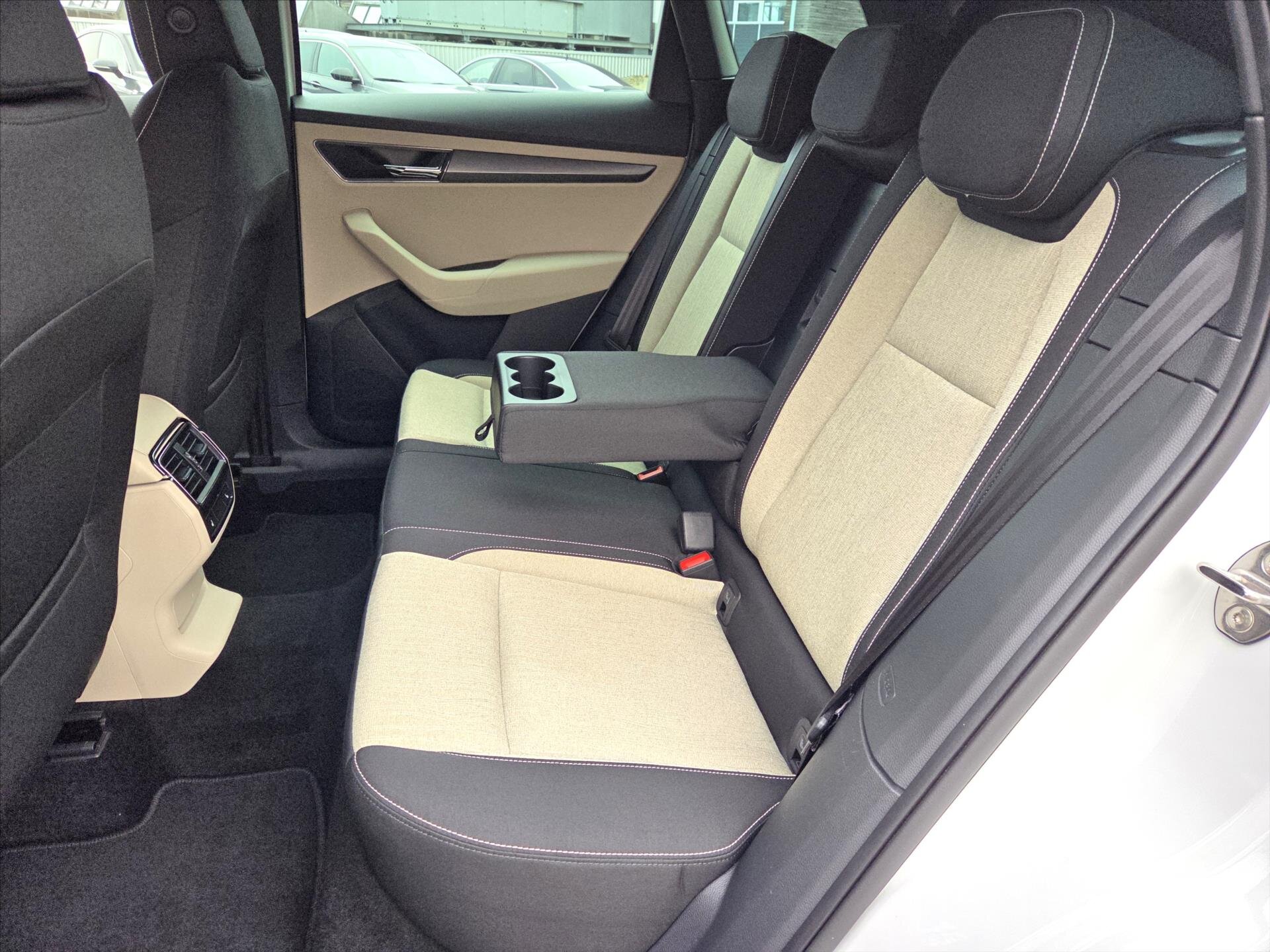 Škoda Karoq SUV 1,5 l 110 kw