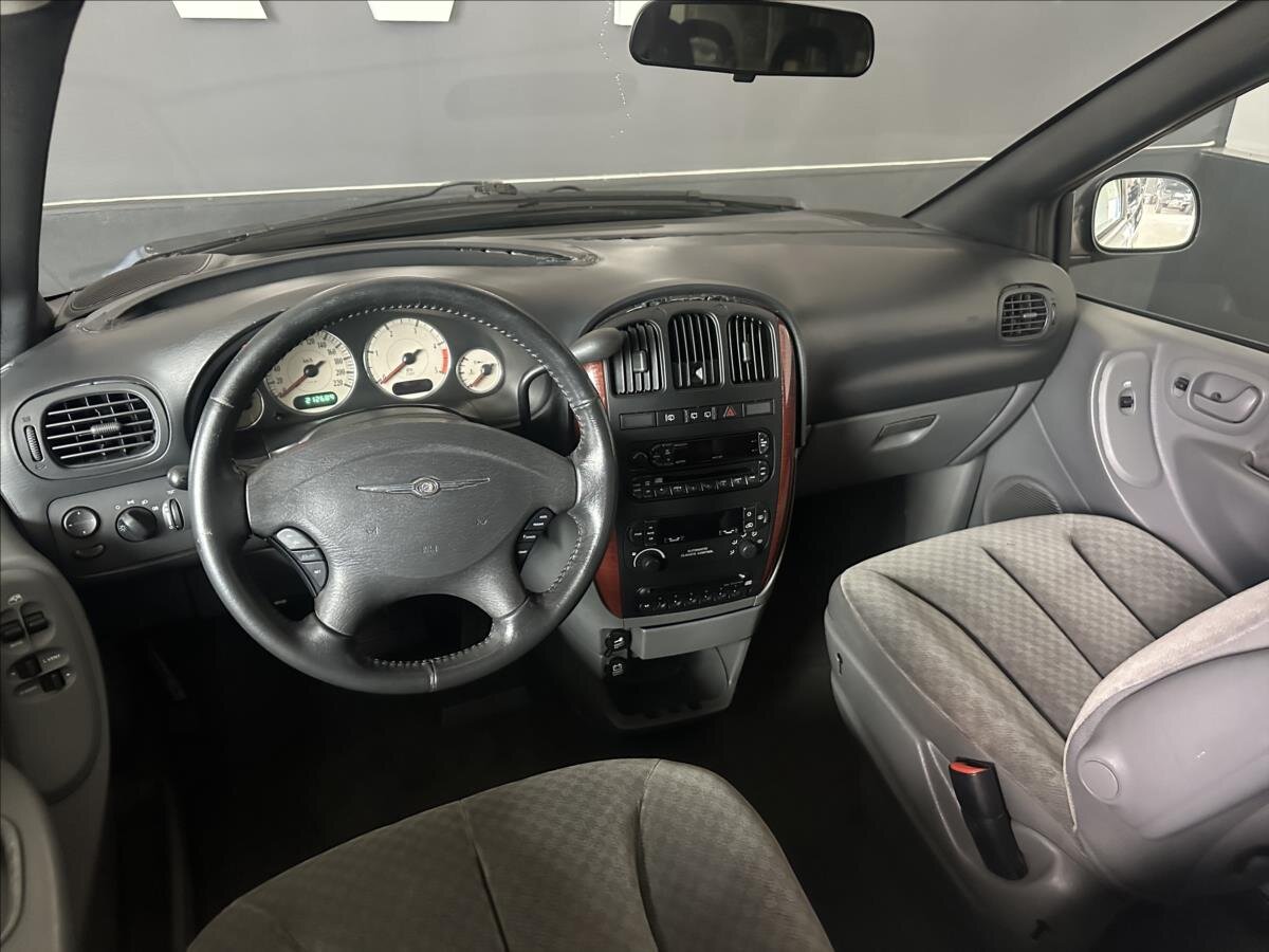 Chrysler Voyager MPV 2,8 l 110 kw